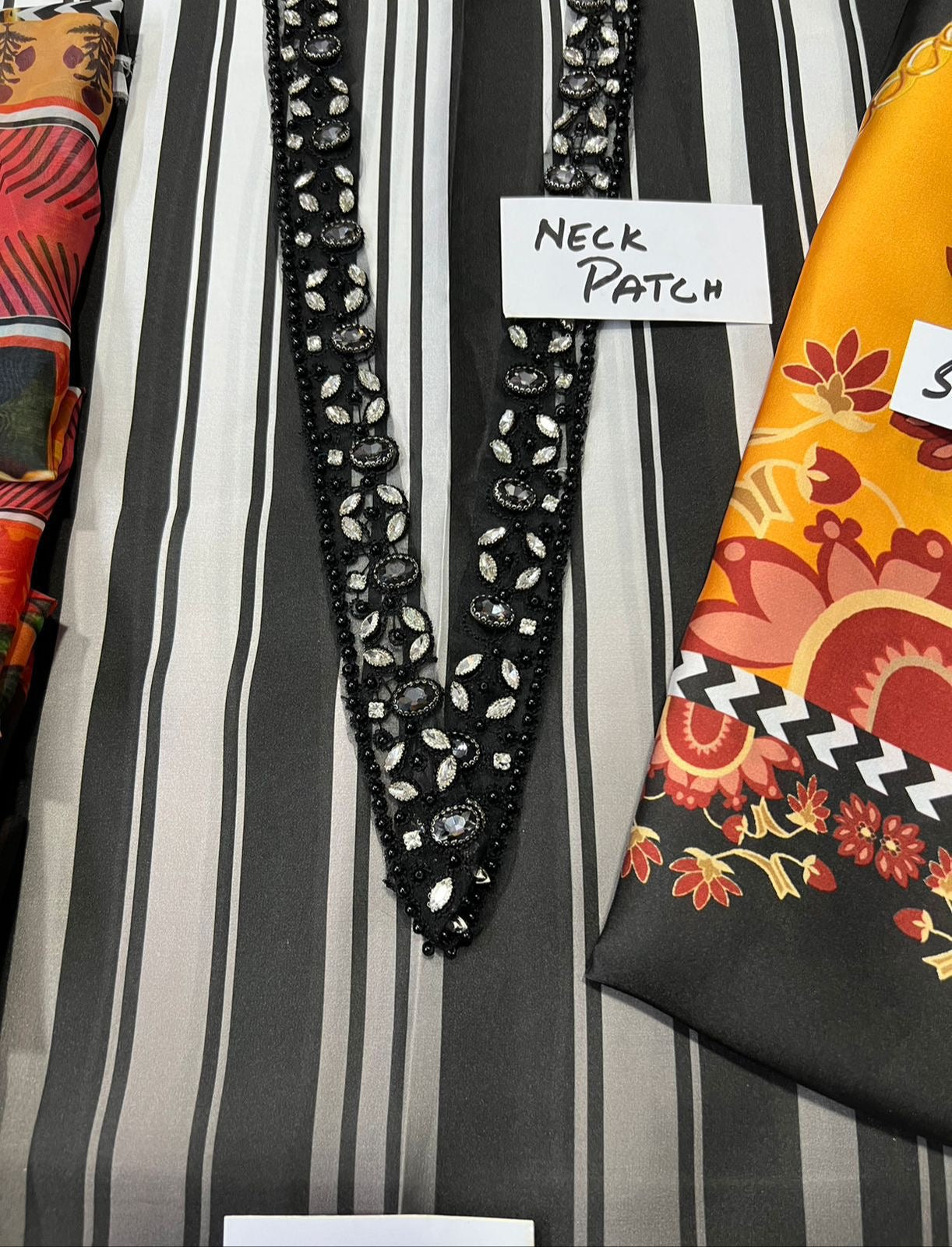 DIGITAL PRINT 3PC SILK UNSTITCHED SUIT 128