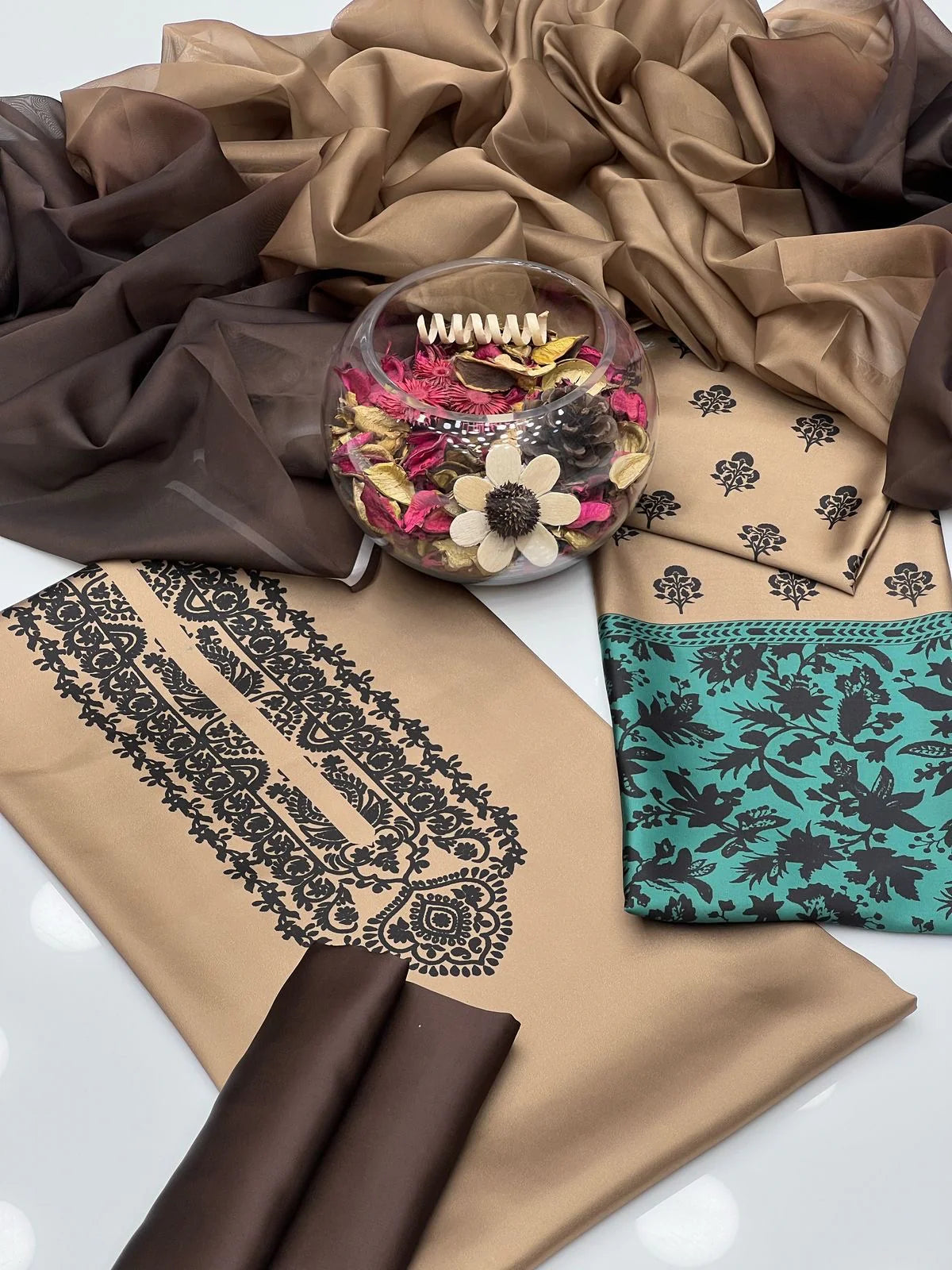 Shamoze Silk Digital Tye ‘N’ Dye 3pc Unstitched Suit - 150 50